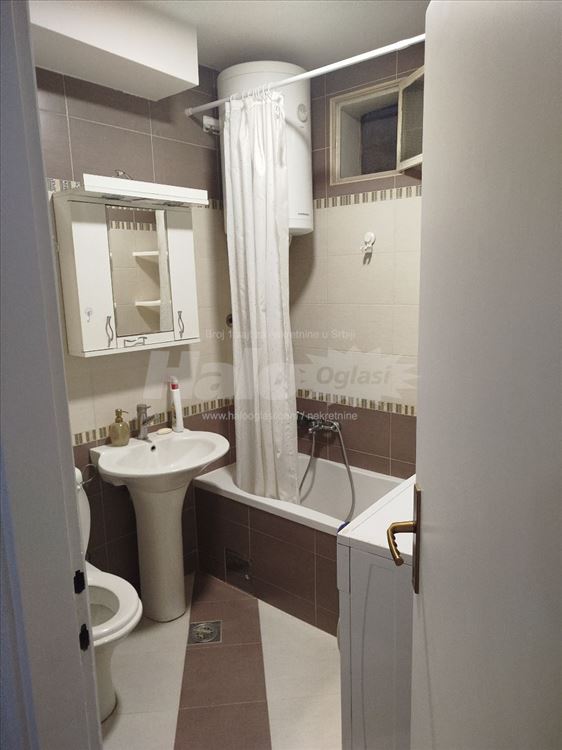 Sredjen stan 56m2 Sava Burića, Zemun (vlasnik) — 6