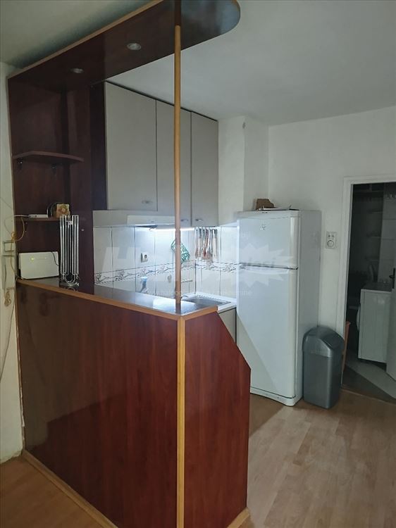 Sredjen stan 56m2 Sava Burića, Zemun (vlasnik) — 9