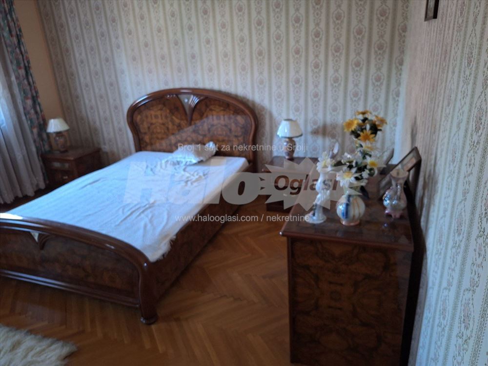 Sremčica-Odmah useljiva porodična zgrada — 4