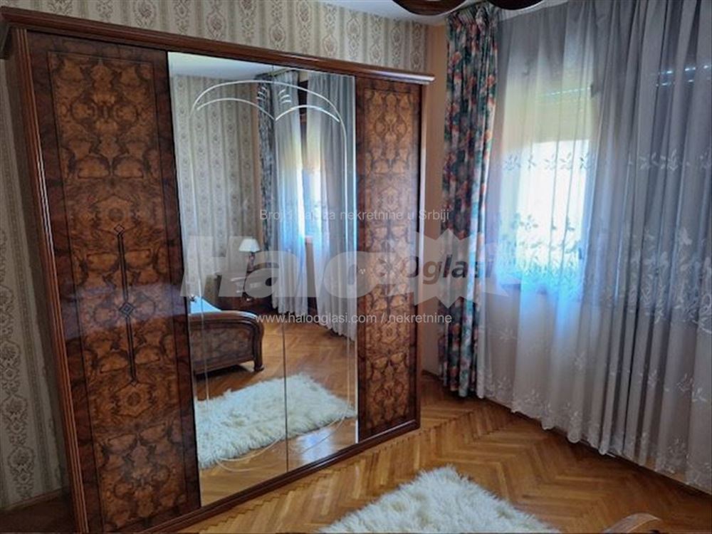 Sremčica-Odmah useljiva porodična zgrada — 10