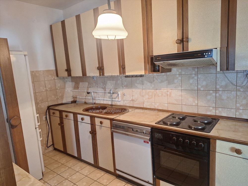 Sremčica, stan u kući, 130m2 — 14