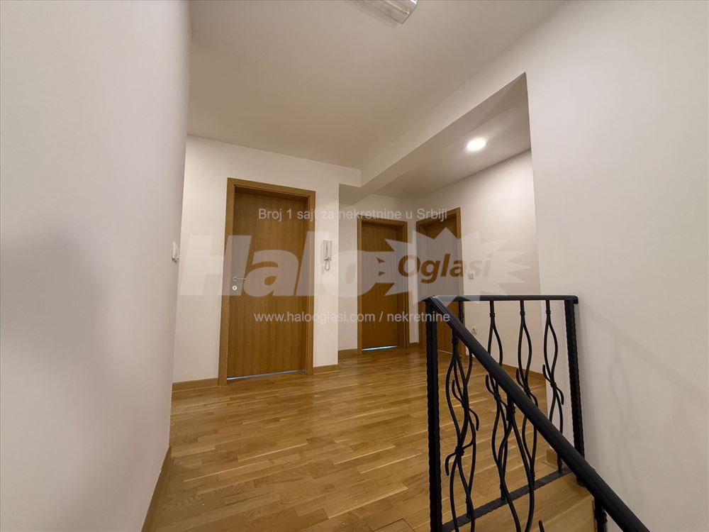 Stan 144m2 - Zemun - Laze Jovanovic Porcija - NOV — 10
