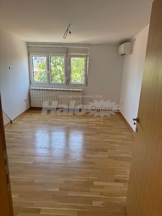 Stan 144m2 - Zemun - Laze Jovanovic Porcija - NOV — 11