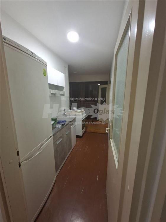 Stan 2.0, Hotel Jugoslavija, namesten — 8