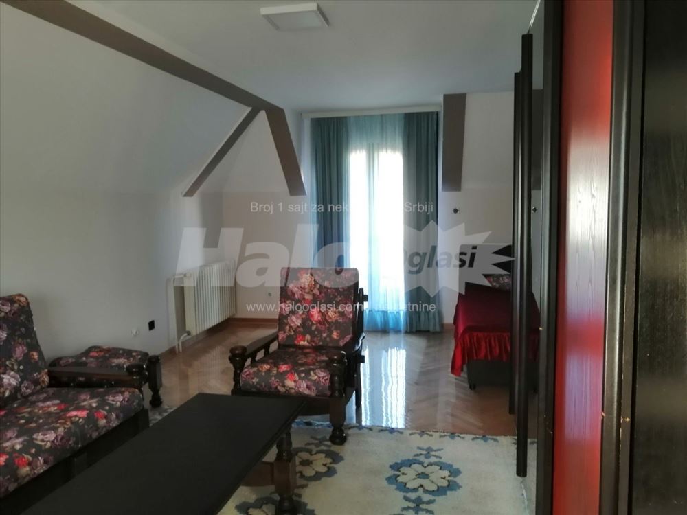 Stan 2 etaže 200 m2, Medaković, namešten — 3