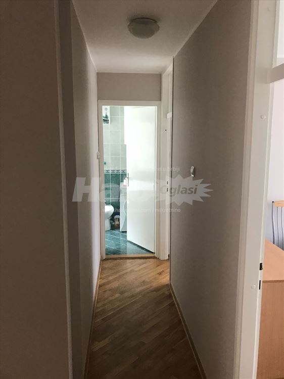Stan 23. blok sa garažom — 15