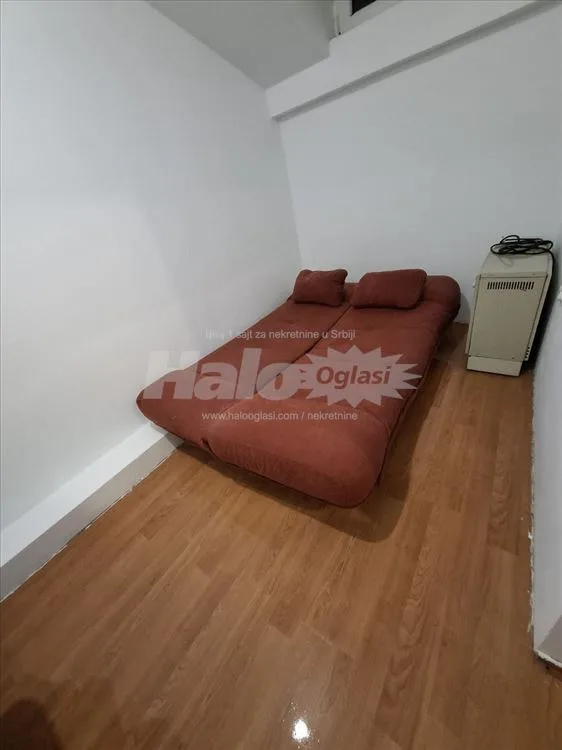 Stan 30 m2 na Vidikovcu — 2