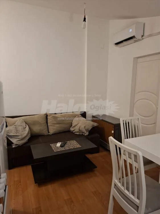 Stan 30 m2 na Vidikovcu — 4