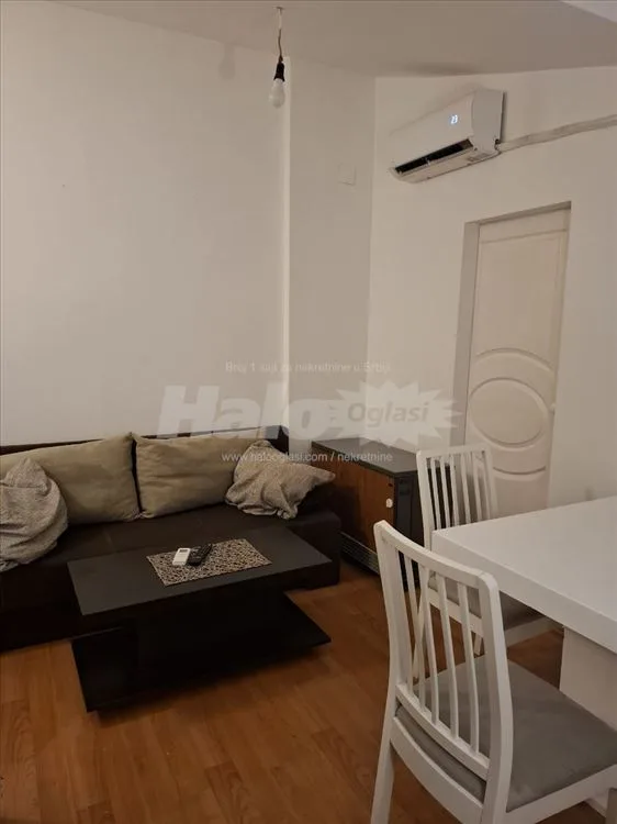 Stan 30 m2 na Vidikovcu — 10