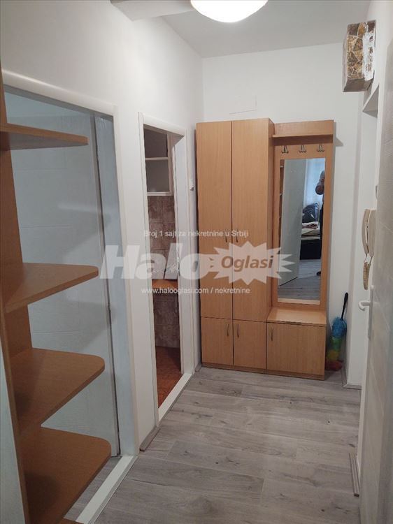 Stan 34m2 u mirnom delu Vozdovca — 2