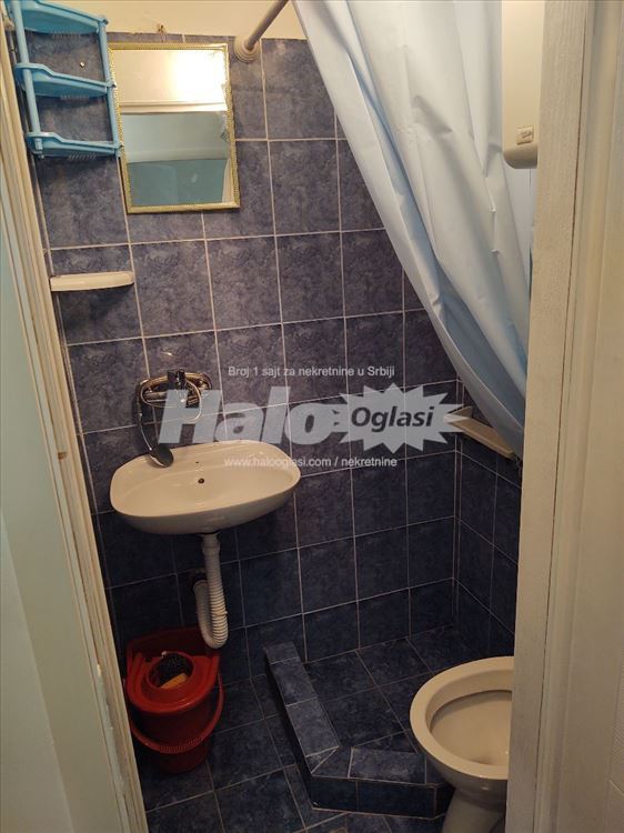 Stan 34m2 u mirnom delu Vozdovca — 5