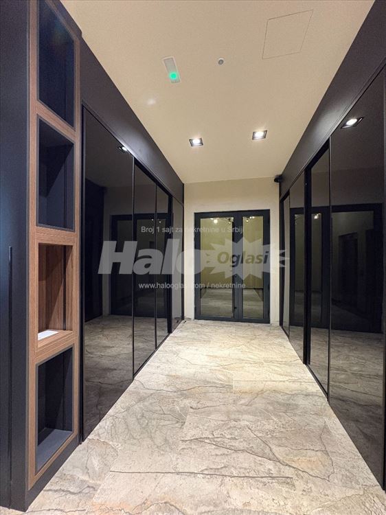 Stan 36m² + terasa 25m2 + garazno mesto — 4
