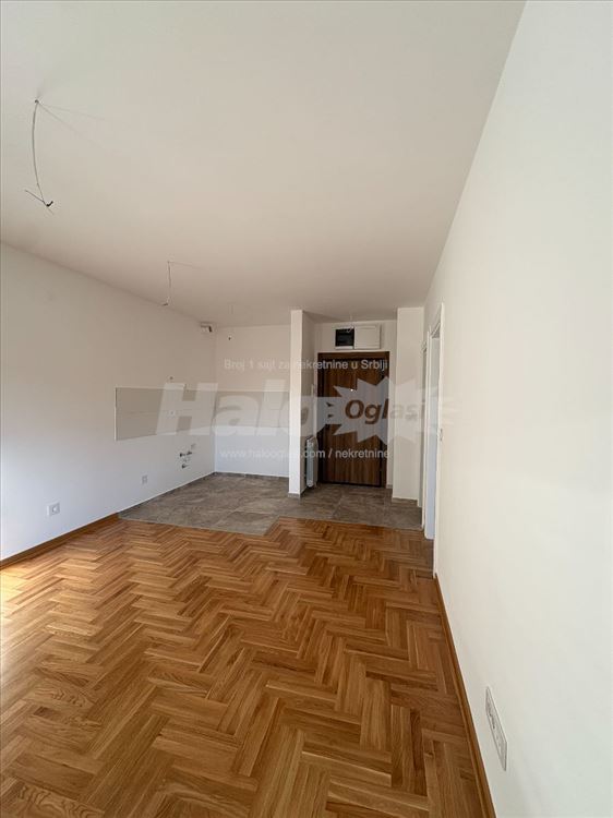 Stan 36m² + terasa 25m2 + garazno mesto — 11