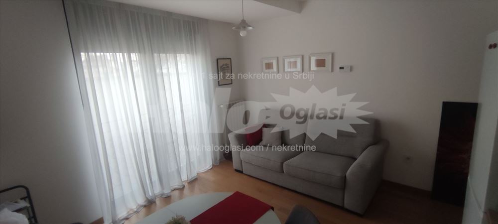 stan 37m2 Vracar — 15