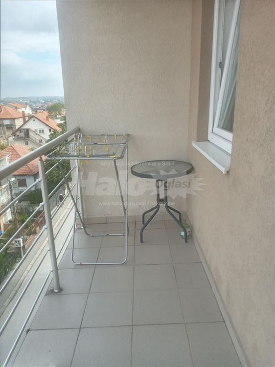 Stan 40m2 sa pogledom na ceo Beograd — 9