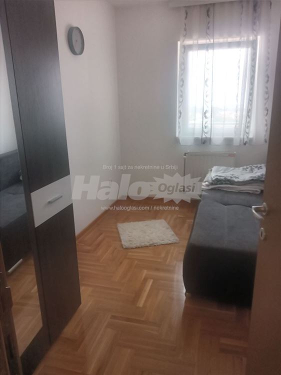 Stan 40m2 sa pogledom na ceo Beograd — 10
