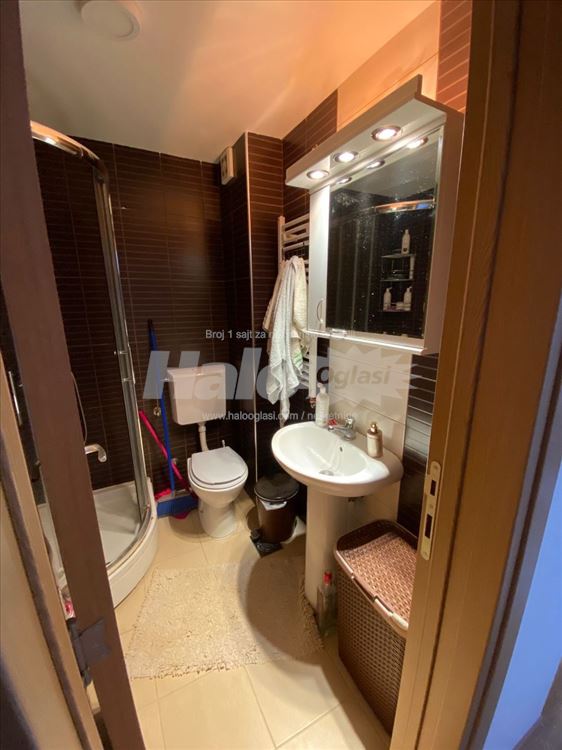Stan 40m2 sa pogledom na ceo Beograd — 11