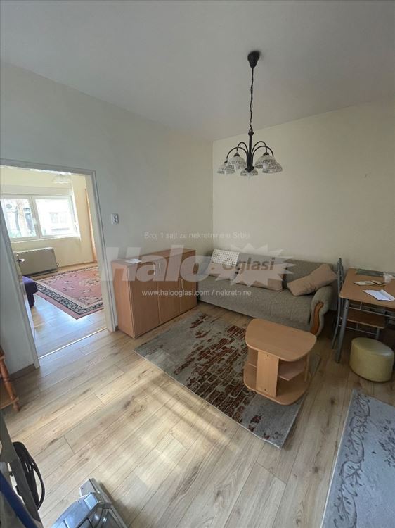 Stan 40m2 Zemun Gornji Grad — 8