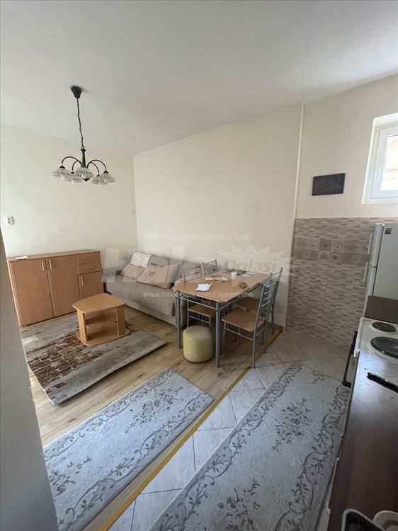 Stan 40m2 Zemun Gornji Grad — 9