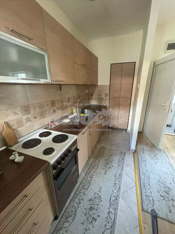 Stan 40m2 Zemun Gornji Grad — 10