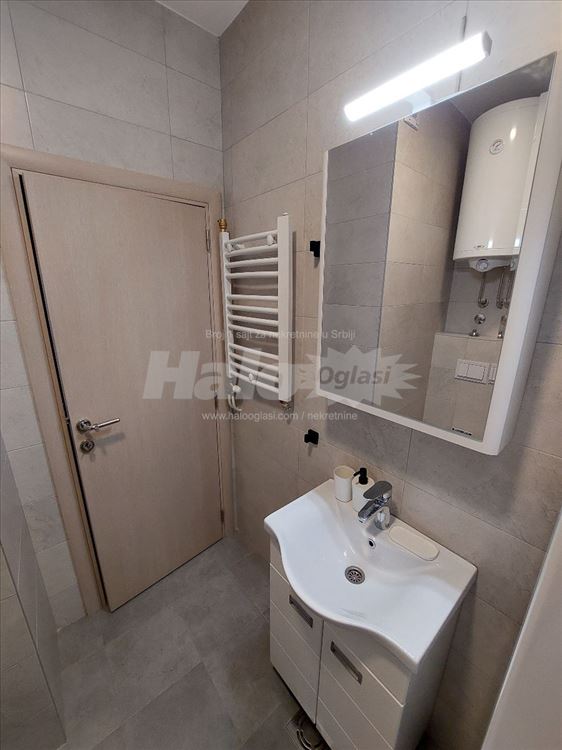 Stan 42m2-Cara Dušana-Zemun-novogradnja (ganc nov) — 4