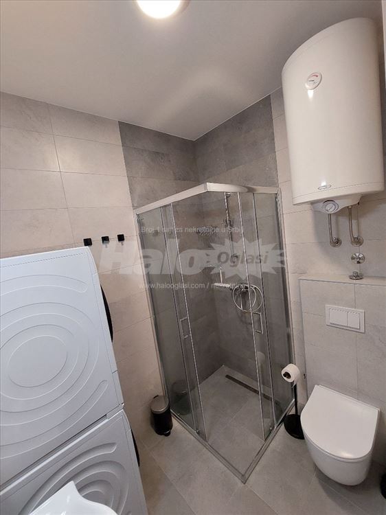 Stan 42m2-Cara Dušana-Zemun-novogradnja (ganc nov) — 5