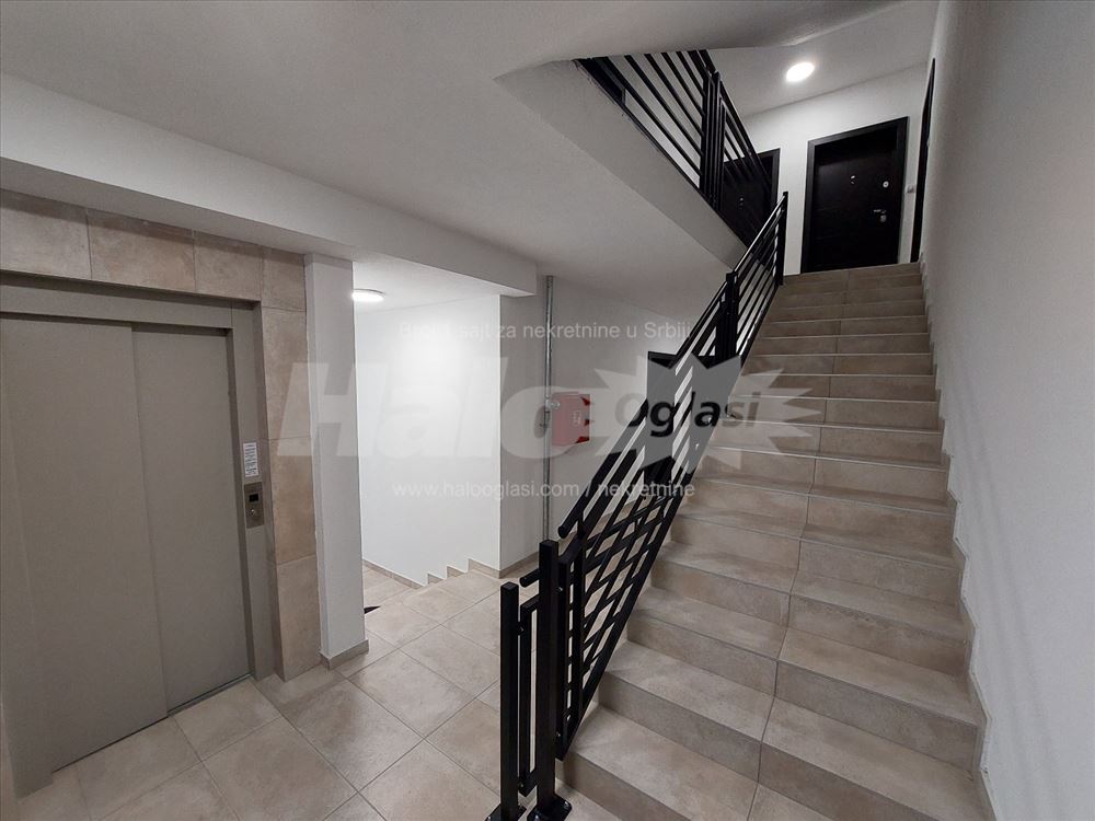 Stan 42m2-Cara Dušana-Zemun-novogradnja (ganc nov) — 15