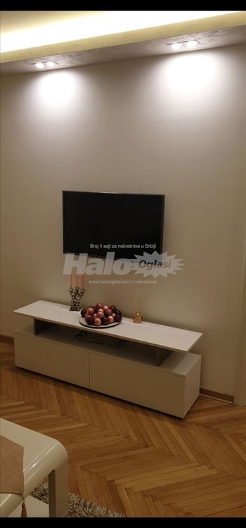 Stan 43 m2 Fontana-Novi Beograd renoviran — 3