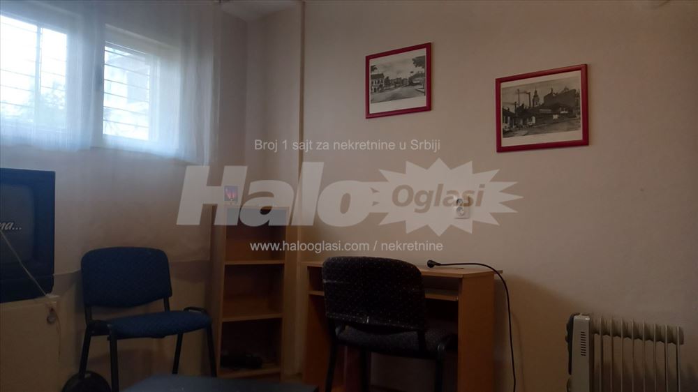 Stan, 48m2, kod FON-a — 4