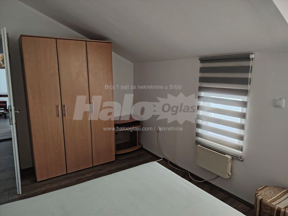 Stan 50m2 izdavanje — 3