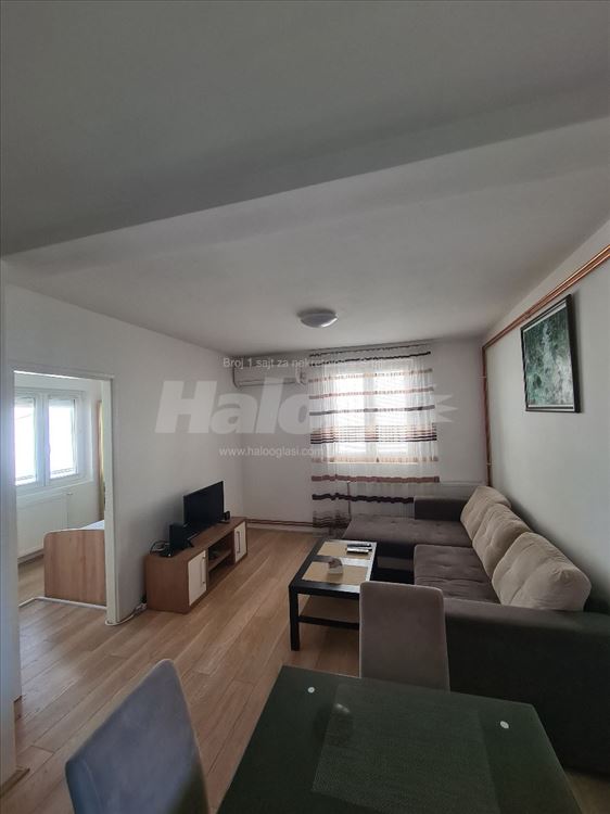Stan 50m2 mali mokri lug — 2