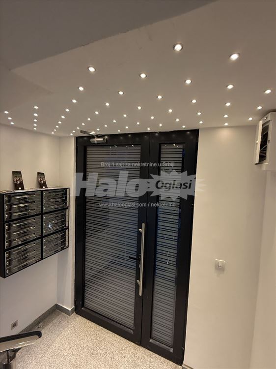 Stan 50m2 sa garažnim mestom — 10