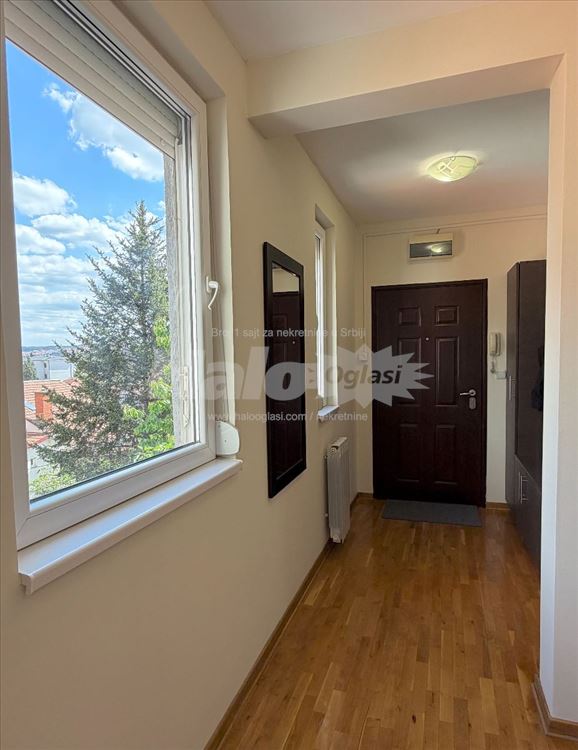 Stan 54m², Lekino Brdo, namešten, useljiv odmah — 12
