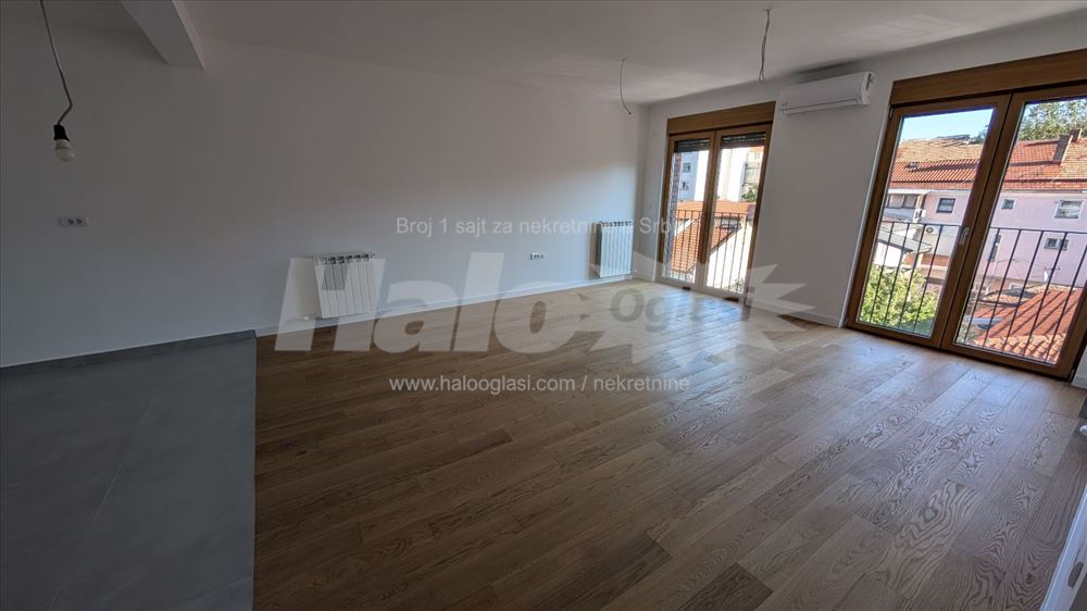 Stan 67m2 Vračar - novogradnja — 2