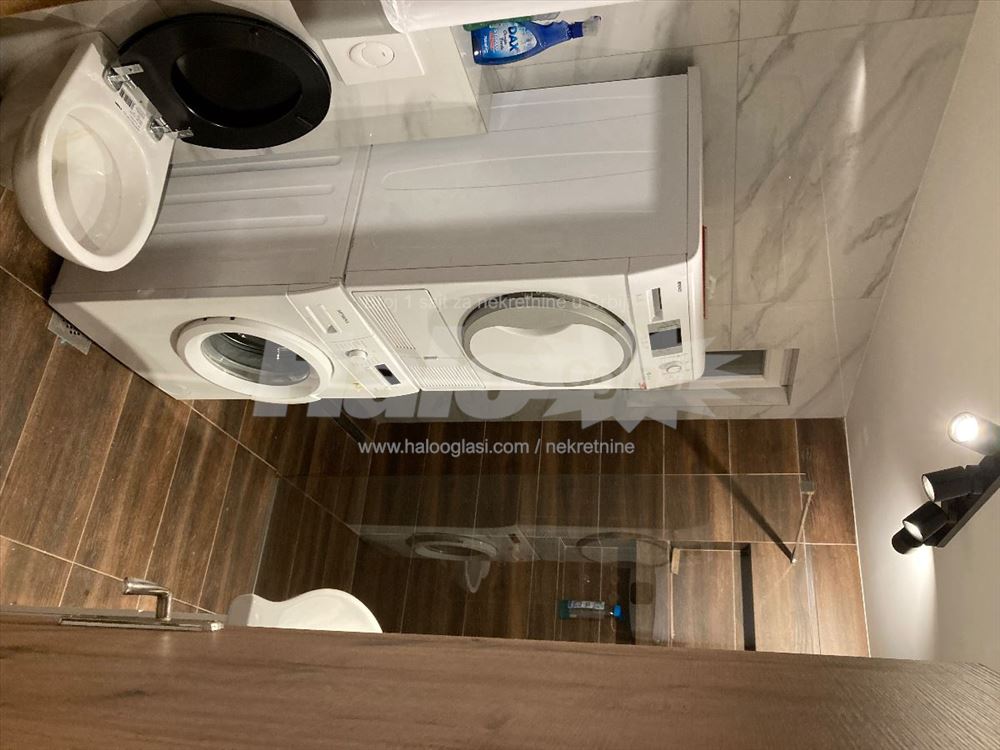 Stan 80 kvm, 2 terase, parking, dvoriste — 11