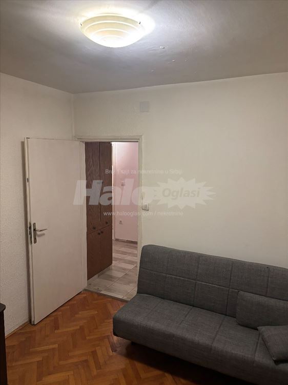 Stan Banovo Brdo 350€ — 3