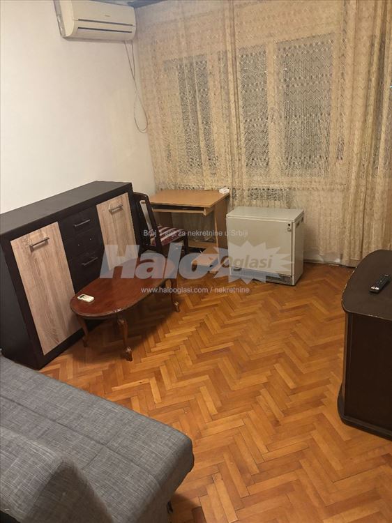 Stan Banovo Brdo 350€ — 4