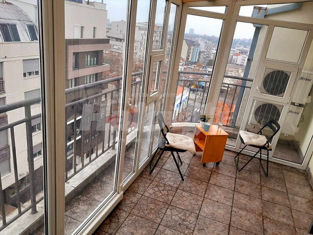 Stan, Đeram pijaca, 54m2 jednoiposoban — 6