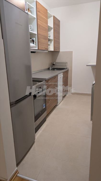 Stan i garažno mesto - Vukov spomenik/Đeram — 4