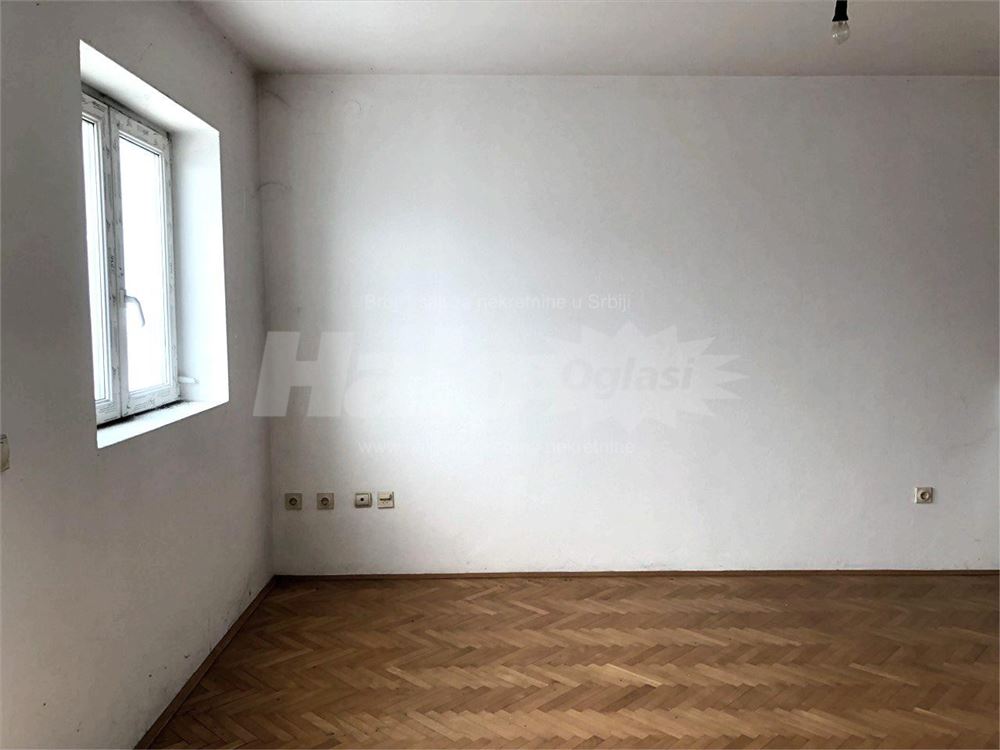 Stan i lokal u u privatnoj kući -Batajnica(Zemun) — 3