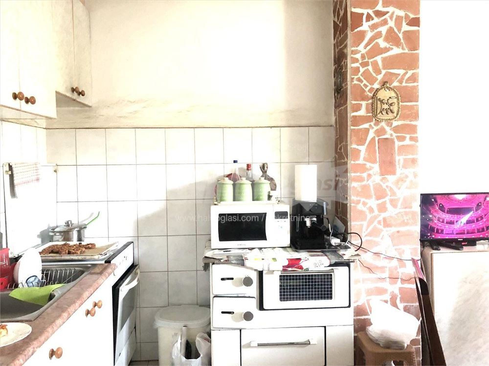 Stan i lokal u u privatnoj kući -Batajnica(Zemun) — 5