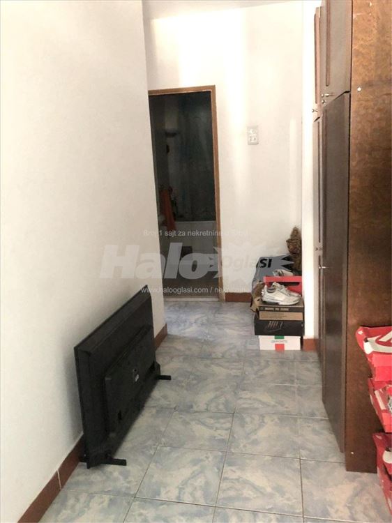 Stan i lokal u u privatnoj kući -Batajnica(Zemun) — 6