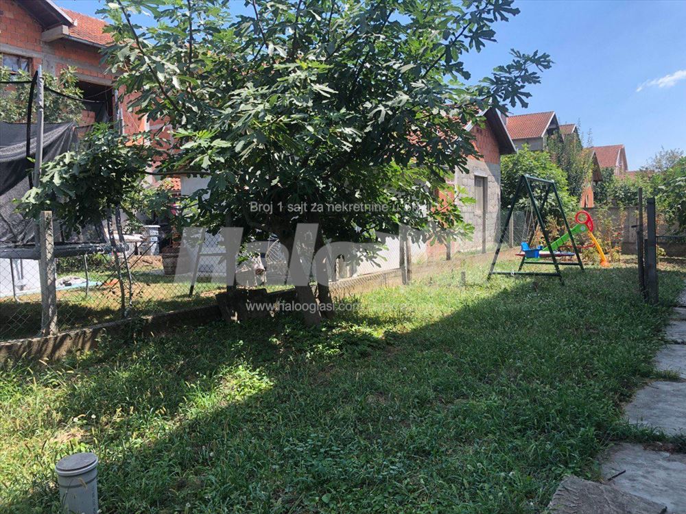Stan i lokal u u privatnoj kući -Batajnica(Zemun) — 14