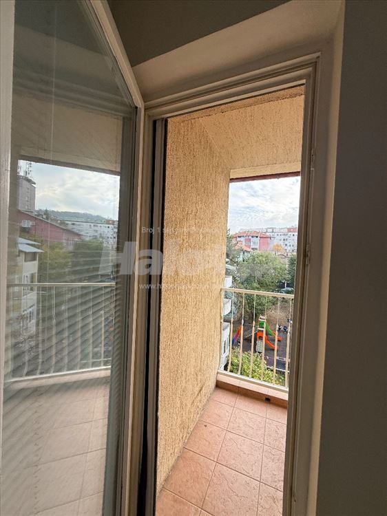 Stan iznad Big Fashiona, mali troškovi, Karaburma — 6