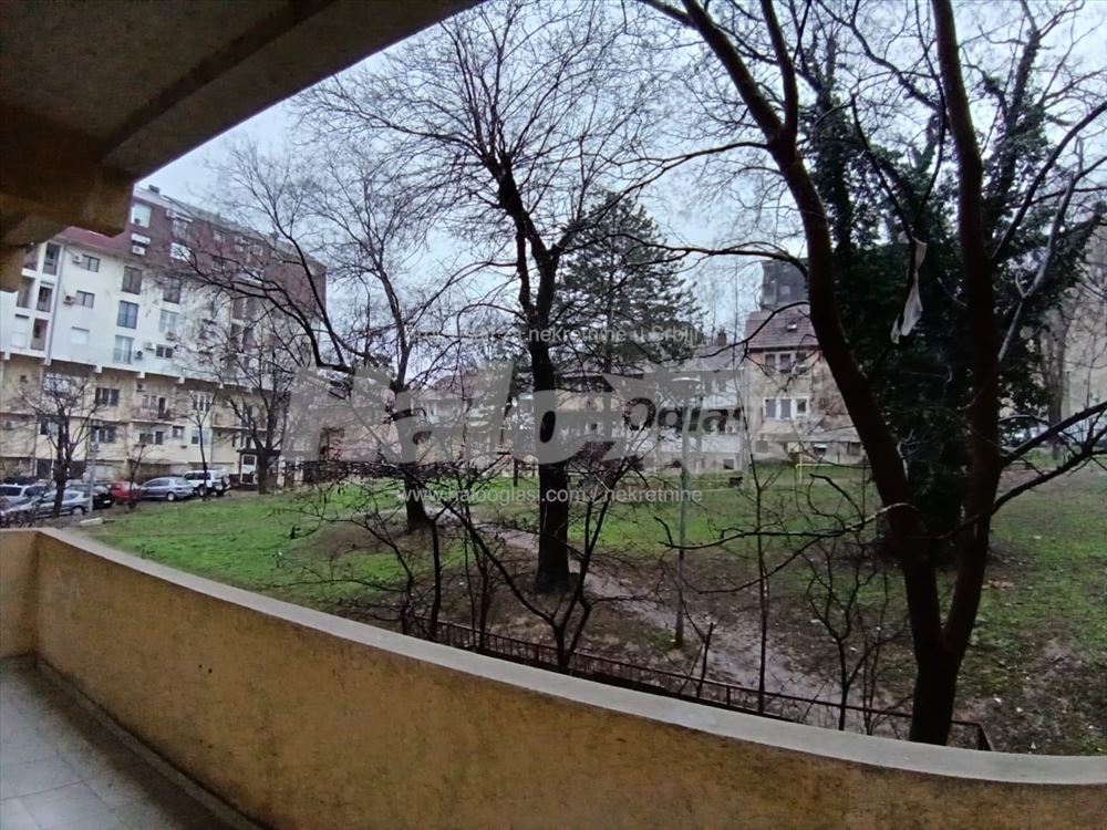 Stan iznad Big tržnog centra 47m2 + 10m2 terase — 10