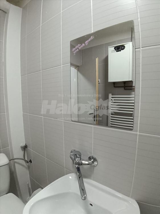 Stan iznad Big tržnog centra 47m2 + 10m2 terase — 12