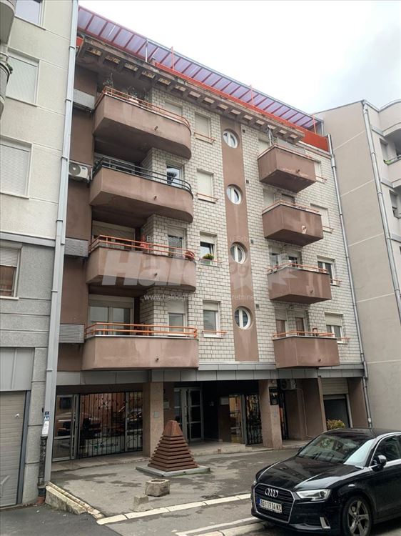 Stan kod Đeram pijace, 30m² — 10