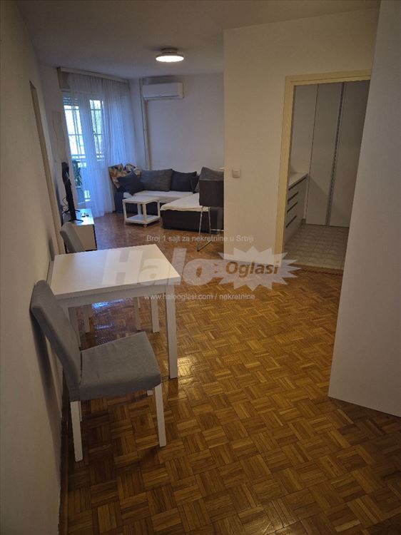 Stan kod Hotela YU 50m2 Klare Cetkin — 2