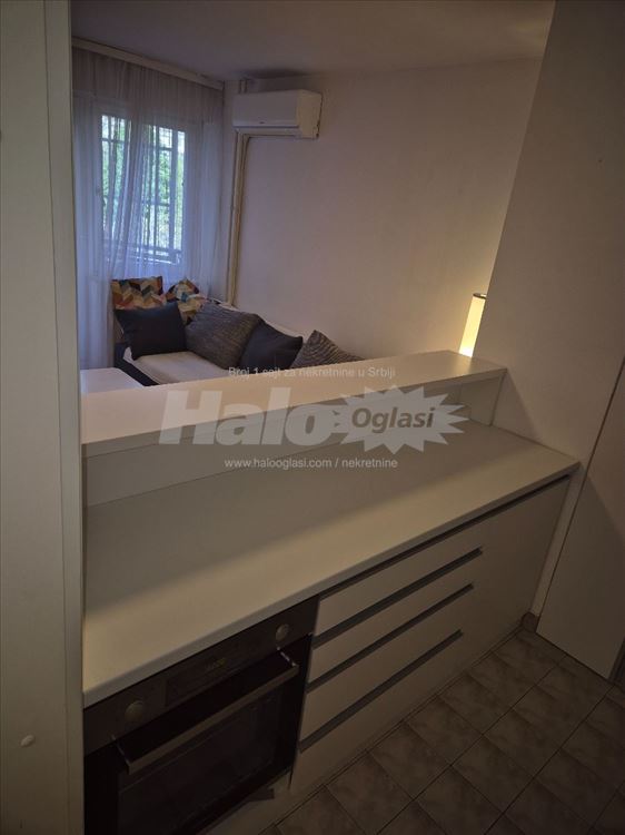 Stan kod Hotela YU 50m2 Klare Cetkin — 4