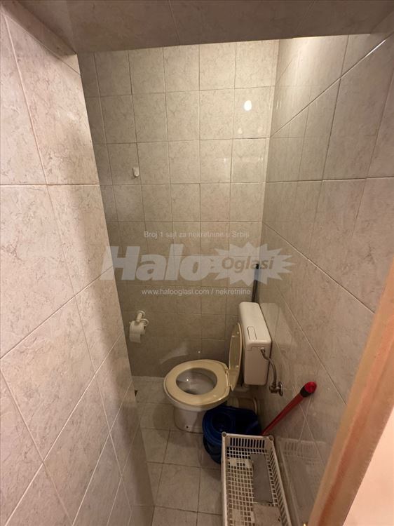 Stan kod hrama Svetog Save — 7